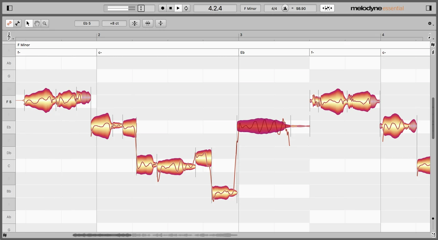 Melodyne 5 essentialの編集画面。音程と時間に沿って検出した音が並ぶ。